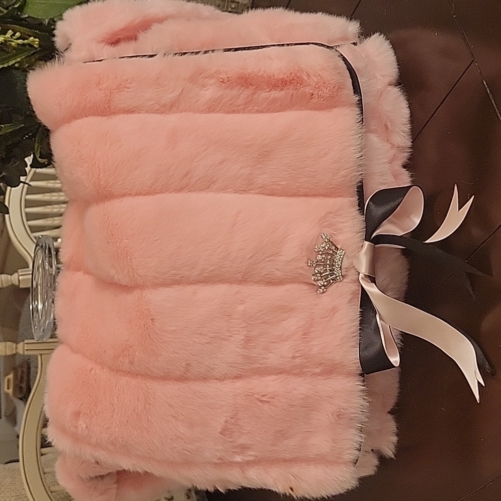 La Bella Ragazza  Faux Fur designer bag